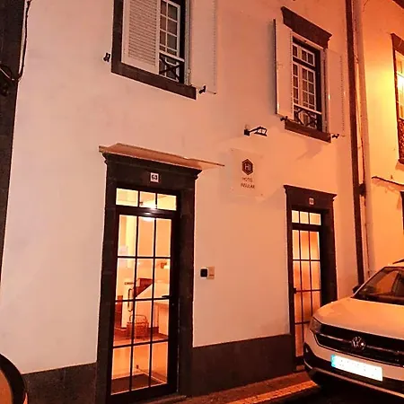 Insular Hotel